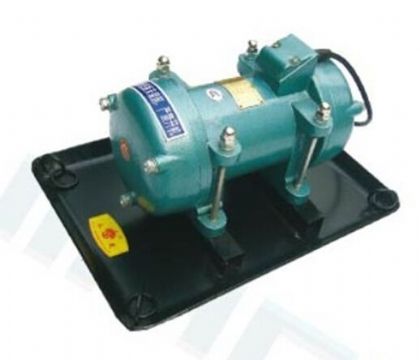 點擊查看詳細信息<br>標題： ZW7/10附著式振動器 閱讀次數(shù)：1865
